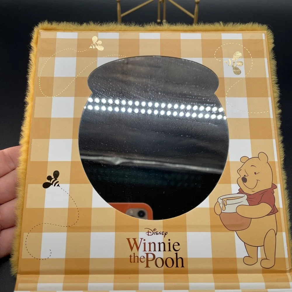 New Disney WINNIE THE POOH - 16 Color Eyeshadow Palette With Furry/Fuzzy Cover